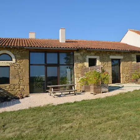 D'hotes N7 Отель типа 