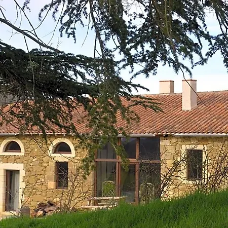 D'hotes N7 3* Riguepeu